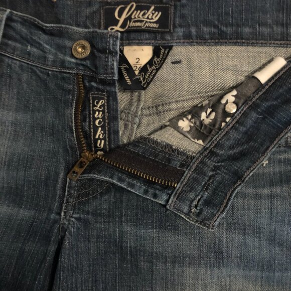 Jeans - Picture 2 of 3